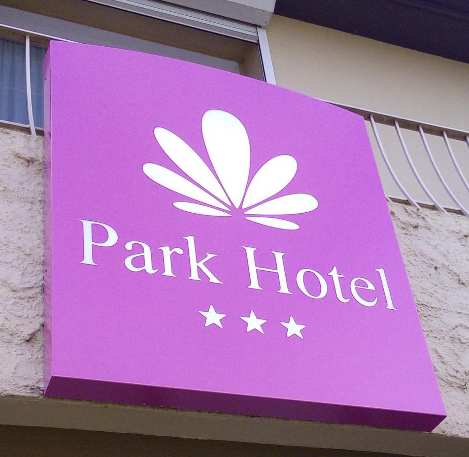Park Hotel & Appartements ショレ エクステリア 写真